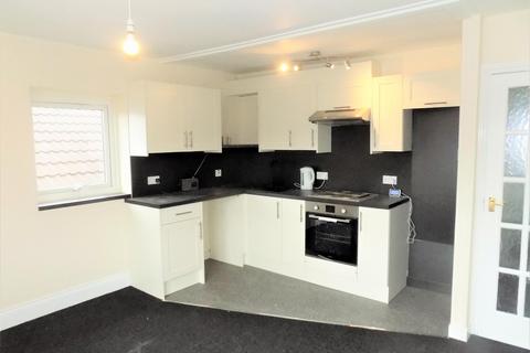 3 bedroom maisonette to rent, Millfield Avenue, York, YO10