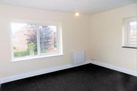 3 bedroom maisonette to rent, Millfield Avenue, York, YO10