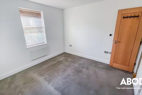 2 bedroom apartment for sale, Forge Way, Southend-On-Sea