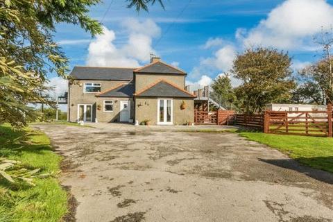 4 bedroom detached house for sale, Valley, Isle of Anglesey