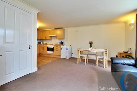 2 bedroom flat to rent, Romberg Road, London SW17