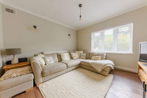 3 bedroom semi-detached house for sale, Birmingham Road, Bromsgrove B61