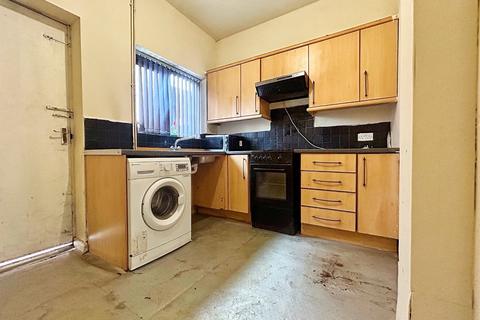 3 bedroom end of terrace house for sale, Aubrey Street, Rochdale, Greater Manchester, OL11