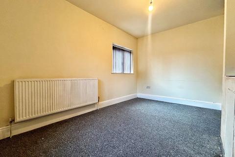 3 bedroom end of terrace house for sale, Aubrey Street, Rochdale, Greater Manchester, OL11