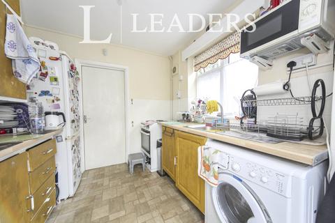 1 bedroom in a house share to rent, Browning Road - LU4 0LE