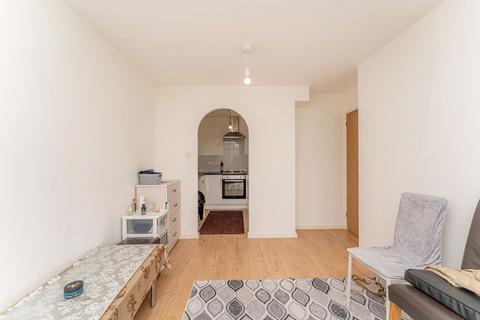 1 bedroom apartment for sale, Keats Close, Scotland Green Road, Enfield, EN3