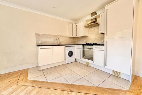 2 bedroom apartment for sale, Southbourne Road, Southbourne, Bournemouth