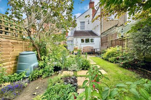 3 bedroom terraced house for sale, Old Town, Swindon SN1