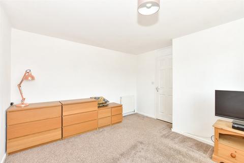 8 Admiral Road, Crawley, RH11 8DS