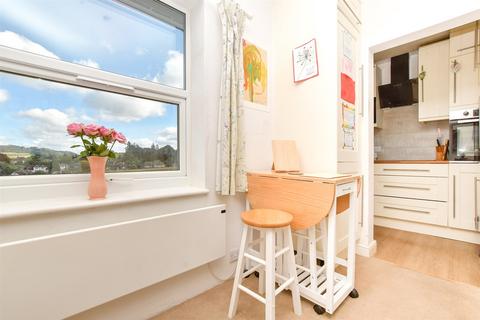 2 bedroom apartment for sale, Cotmandene, Dorking, Surrey