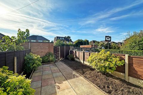 3 bedroom terraced house for sale, Winsford Walk, Sale