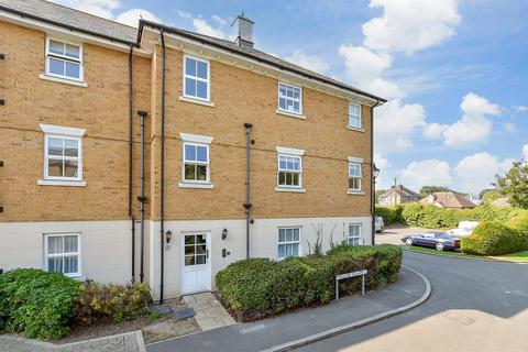 2 bedroom ground floor flat for sale, College Square, Westgate-On-Sea, Kent