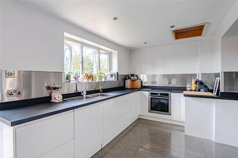 5 bedroom semi-detached house for sale, Kennet Drive, Buckinghamshire MK3