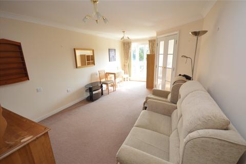 1 bedroom apartment for sale, Lucas Gardens, Luton, Bedfordshire, LU3