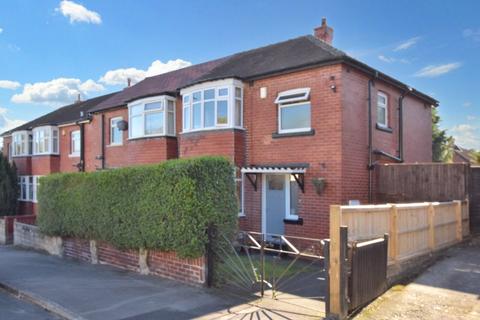 3 bedroom terraced house for sale, Lea Farm Drive, Leeds, West Yorkshire