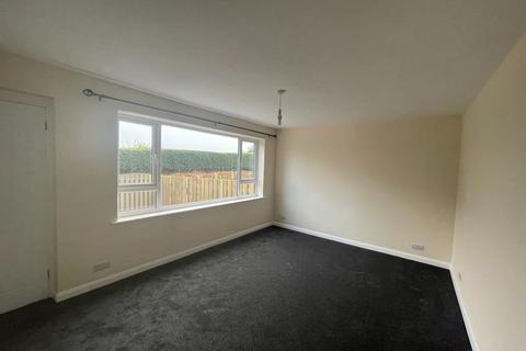 3 bedroom terraced house to rent, Aston, Sheffield S26