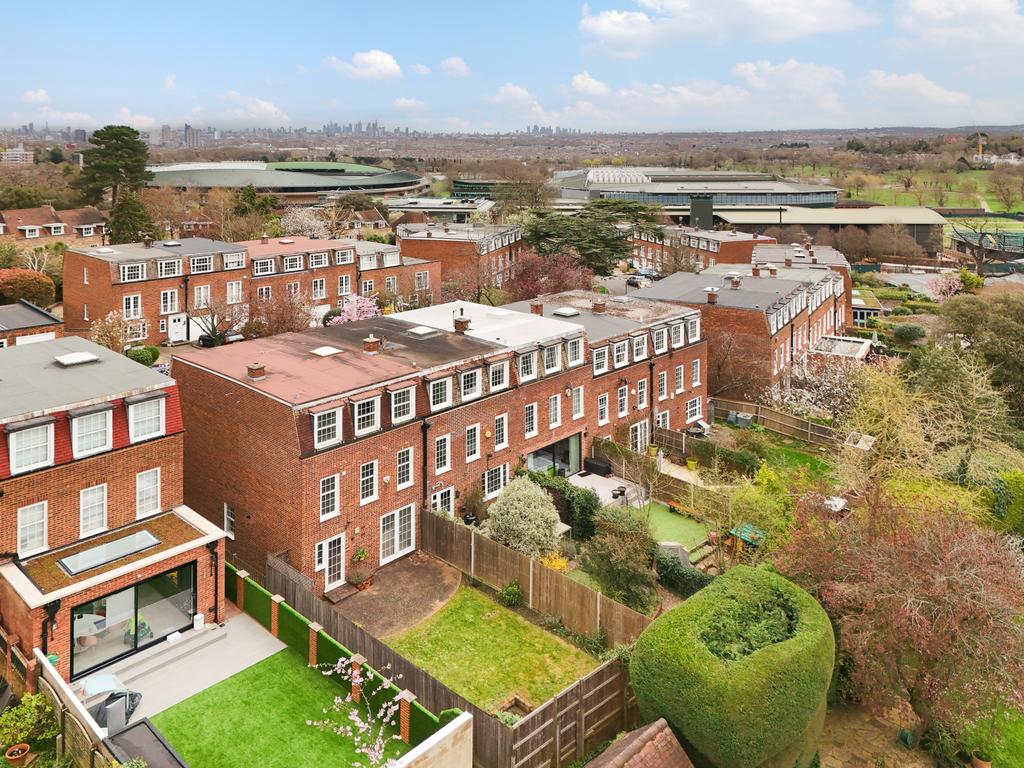 Newstead Way, Wimbledon SW19 4 bed end of terrace house for sale £