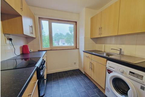 2 bedroom flat to rent, Lennox Gardens, West Lothian EH49