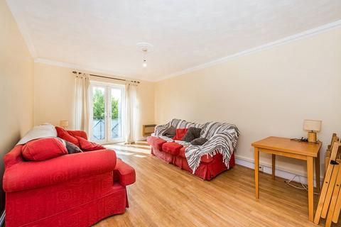 1 bedroom flat to rent, Grange Road, Surrey SM2