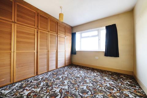31 Elton Avenue, Barnet, EN5 2EB