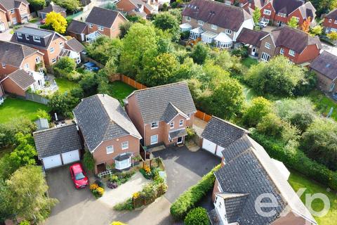 4 bedroom detached house for sale, Sharps Field, Ashford TN27