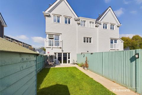 4 bedroom townhouse for sale, Fairhaven Drive, Reading, Berkshire, RG2