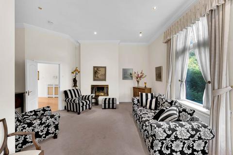 2 bedroom flat for sale, Cranbrook House, Sedgley Park Road, Prestwich