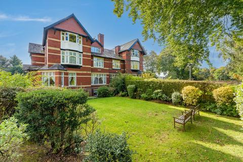 2 bedroom flat for sale, Cranbrook House, Sedgley Park Road, Prestwich