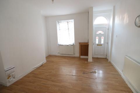 2 bedroom terraced house to rent, 31 Mansfield Road, Oldham, OL8 2DA