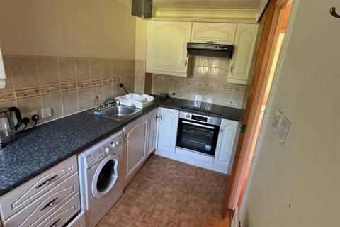 2 bedroom terraced house to rent, Smith Field Road, Exeter, EX2 8YN