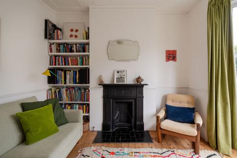 13 Jersey Road, London, E11 4BL