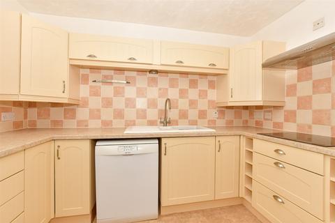 2 bedroom ground floor flat for sale, Victoria Parade, Ramsgate, Kent