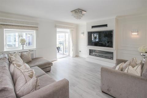 undefined, Lyndale, Kelvedon Hatch, Brentwood