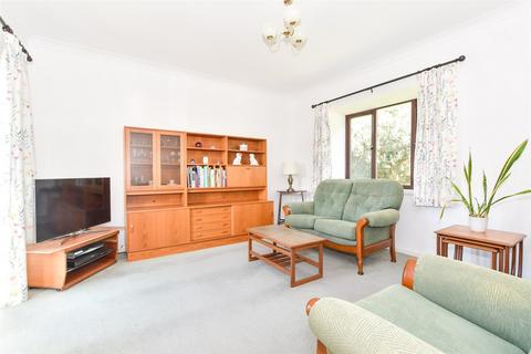 2 bedroom flat for sale, Cherry Green Close, Redhill, Surrey