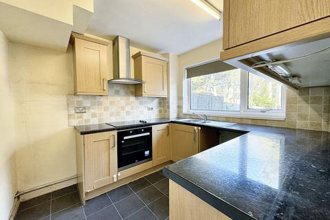 14 Elm Grove, Caerphilly, CF83 3BE