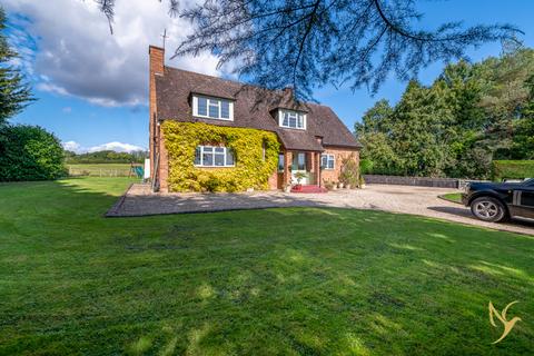 Grasmere Ockeridge Lane, Holt Heath, Worcester, WR6 6LY