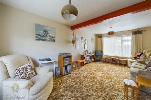 3 bedroom terraced house for sale, Poplar Road, Strood, Rochester, ME2 2NS