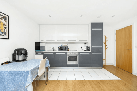 1 bedroom apartment to rent, Greenwich High Road, London, SE10