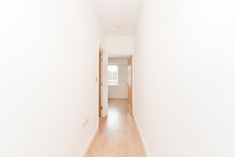 1 bedroom apartment for sale, Brighton Road, Redhill, Surrey