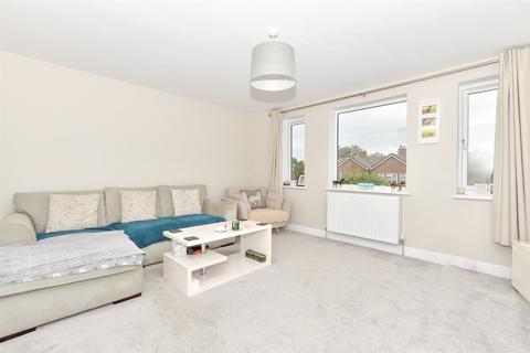 4 bedroom terraced house for sale, Glebe Meadow, Wateringbury, Maidstone, Kent