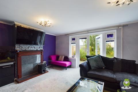 33 Willoughby Way, Basingstoke, RG23 8AX