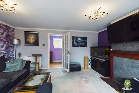 33 Willoughby Way, Basingstoke, RG23 8AX