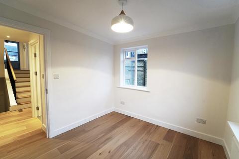 3 bedroom terraced house for sale, Portnall Road, London W9