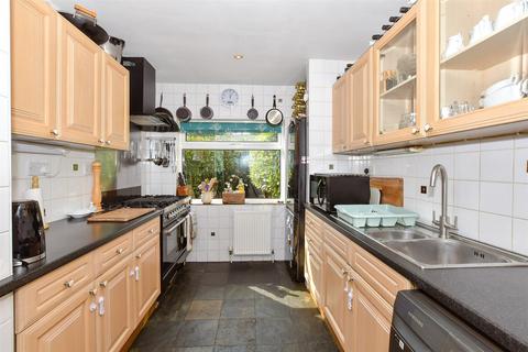 3 bedroom end of terrace house for sale, Bartholomew Lane, Hythe, Kent