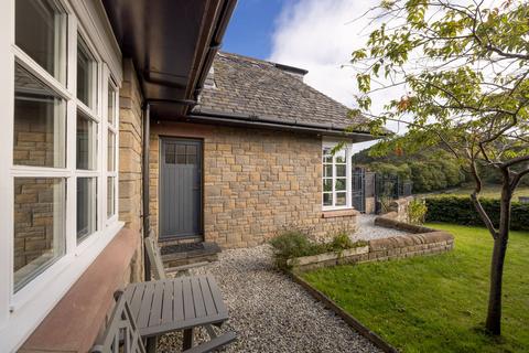 32 Midmar Drive, Edinburgh, EH10 6BU
