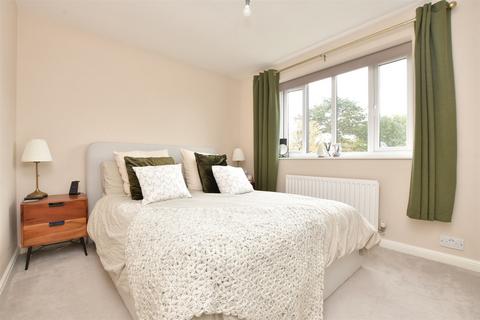 1 bedroom apartment for sale, St. Anne's Mount, Redhill, Surrey