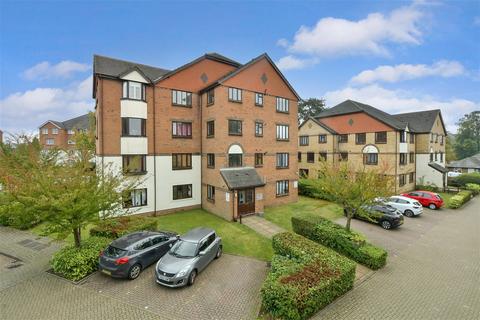 1 bedroom apartment for sale, St. Anne's Mount, Redhill, Surrey