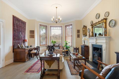 5 bedroom semi-detached house for sale, London W6