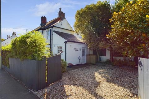 2 bedroom cottage for sale, Painswick Road, Matson