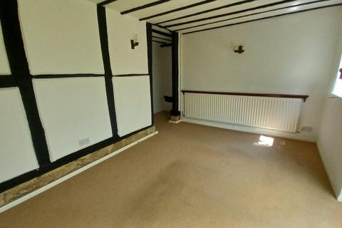 2 bedroom end of terrace house to rent, Bridge End, Warwick